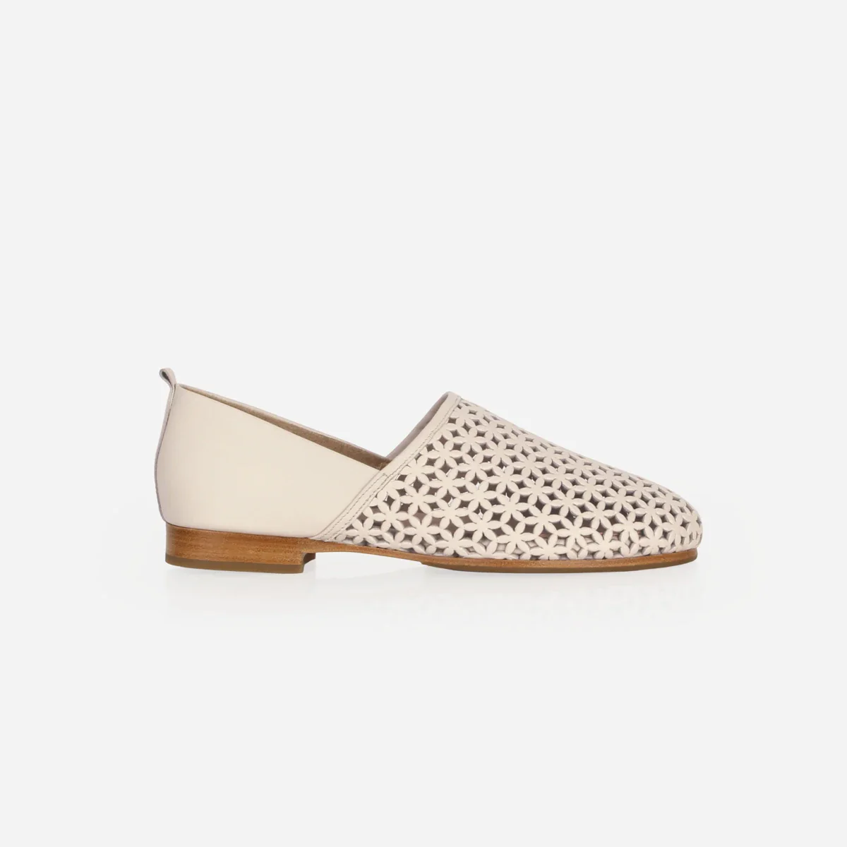 The At-Leisure Slip-On 2.0 Perforated Oat Milk - Image 4