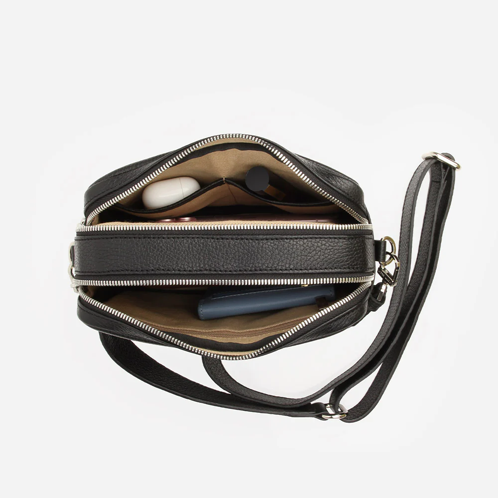 The Buena Vista Camera Bag Black - Image 6