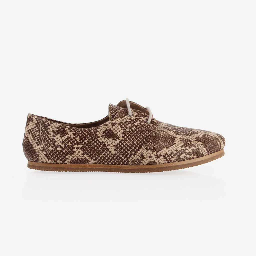 The Eyelet Oxford 2.0 Desert Snake - Image 3